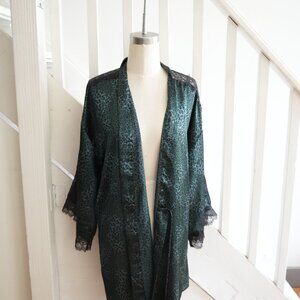 Victoria’s Secret Satin Leopard Robe • Size M/L • Emerald Green